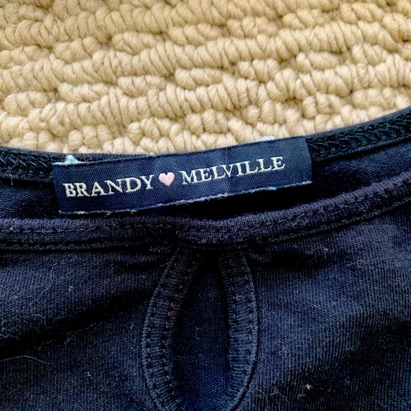Brandy Melville Crop Top! - Picture 3 of 3